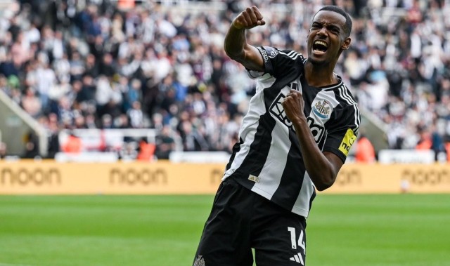 跟队：纽卡绝不会卖伊萨克，目前他们仍坚持这一立场