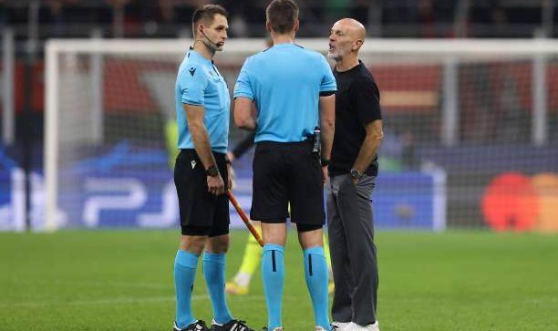 电竞战绩-皮奥利：点球红牌都不存在 托纳利：足球正变成篮球