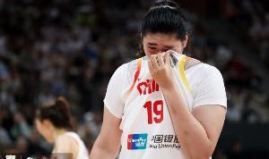 电竞战绩-媒体人：持球三分开始在女篮大行其道 张子宇防守考验愈发严峻