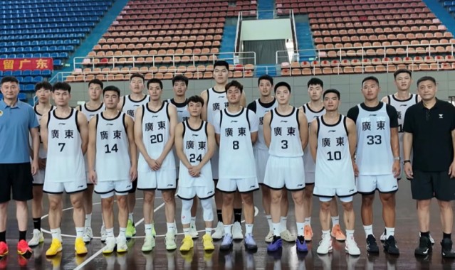 LOL Worlds 积分榜-广东全运男篮这阵容也太顶了吧